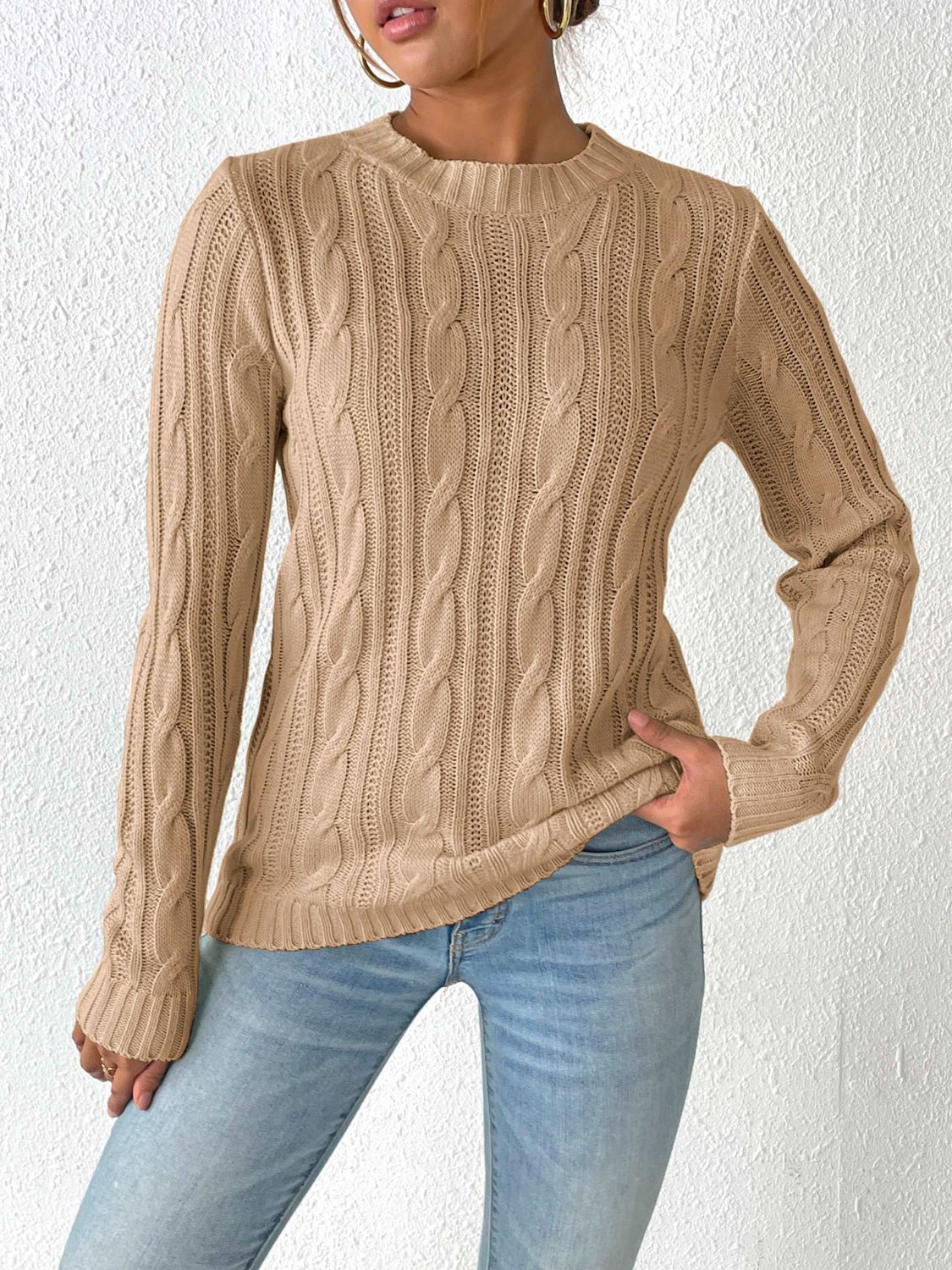 Cable-Knit Round Neck Sweater CMP