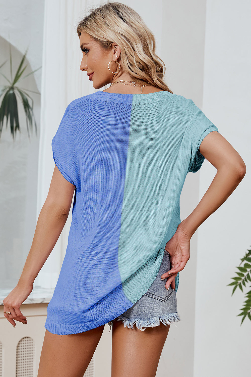 Color Block V-Neck Short Sleeve Knit Top CMP