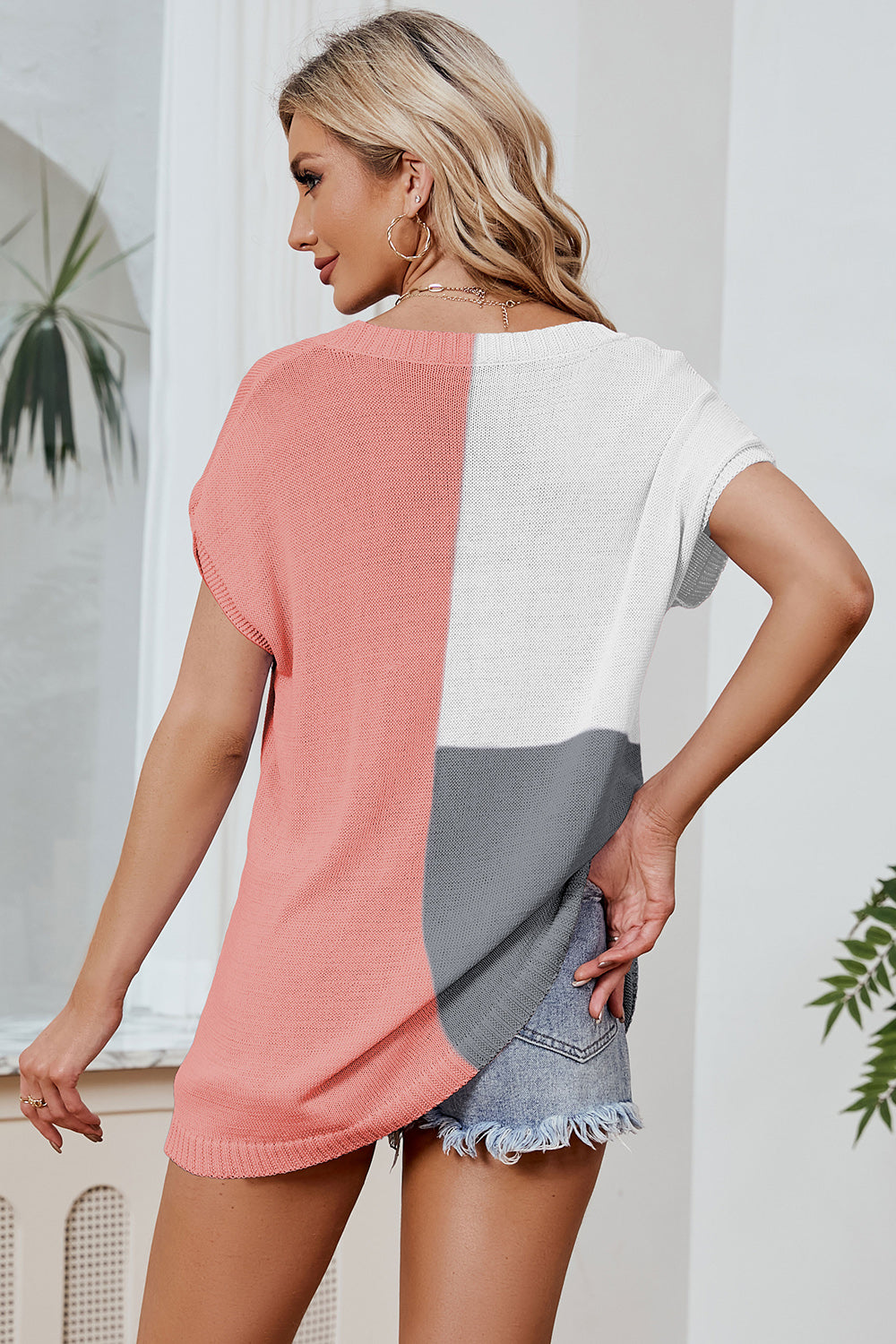 Color Block V-Neck Short Sleeve Knit Top CMP