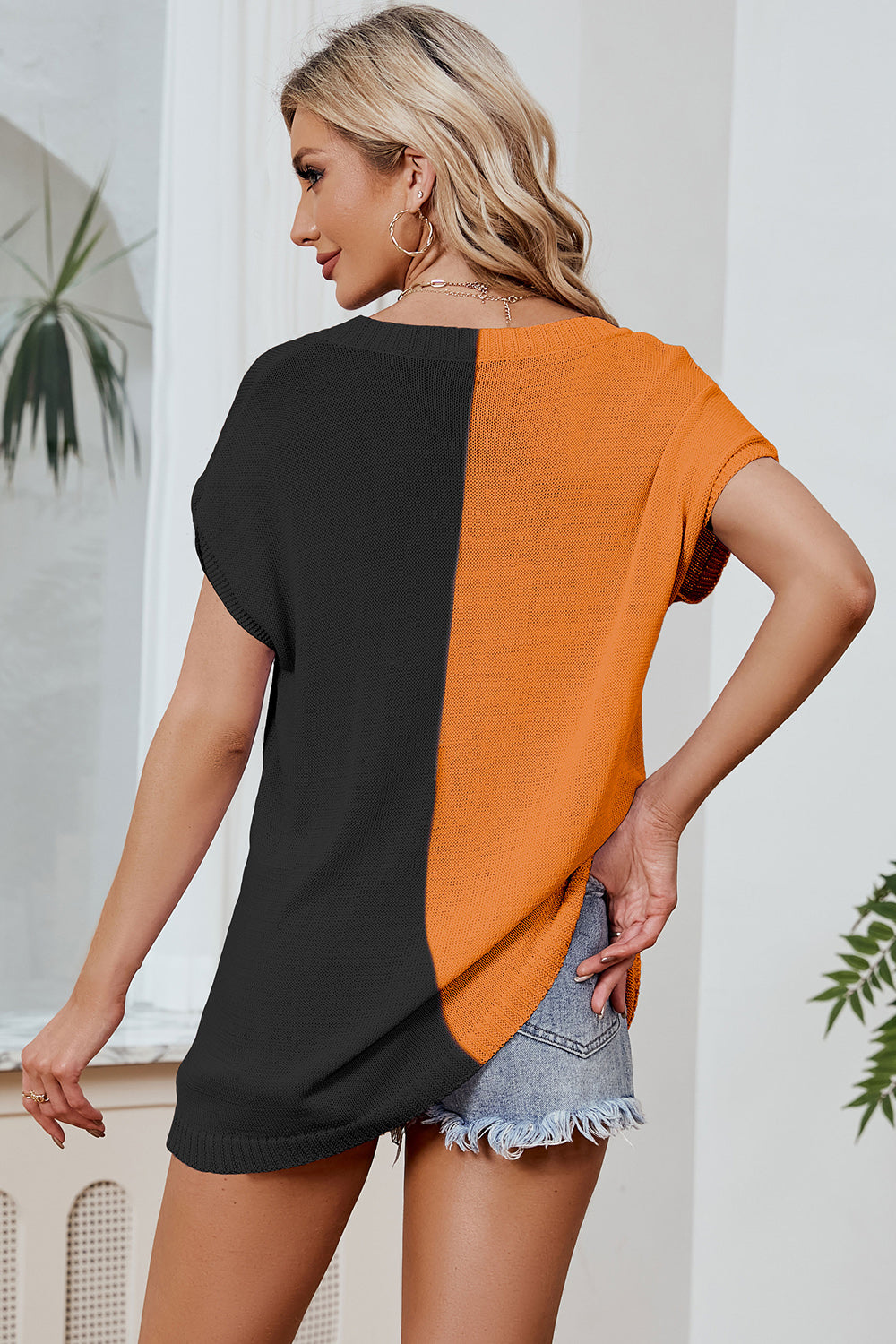 Color Block V-Neck Short Sleeve Knit Top CMP