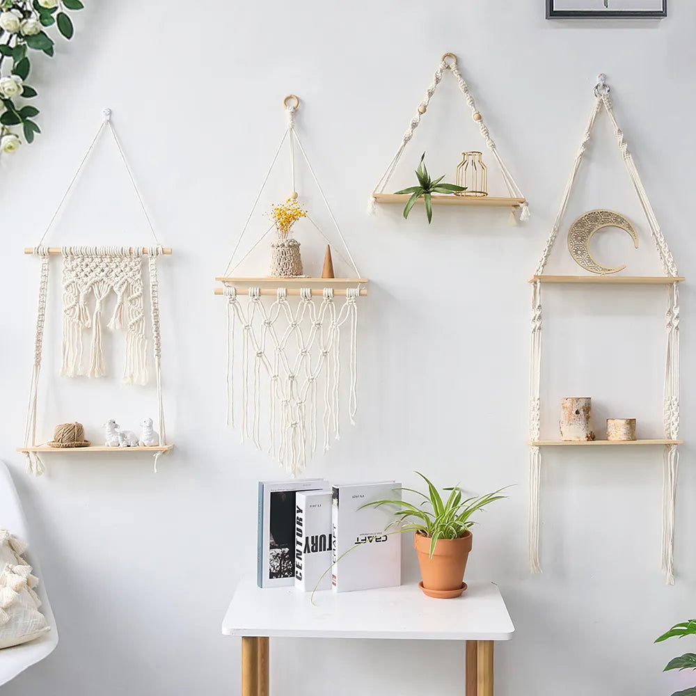 Estantes colgantes de pared de macramé variados