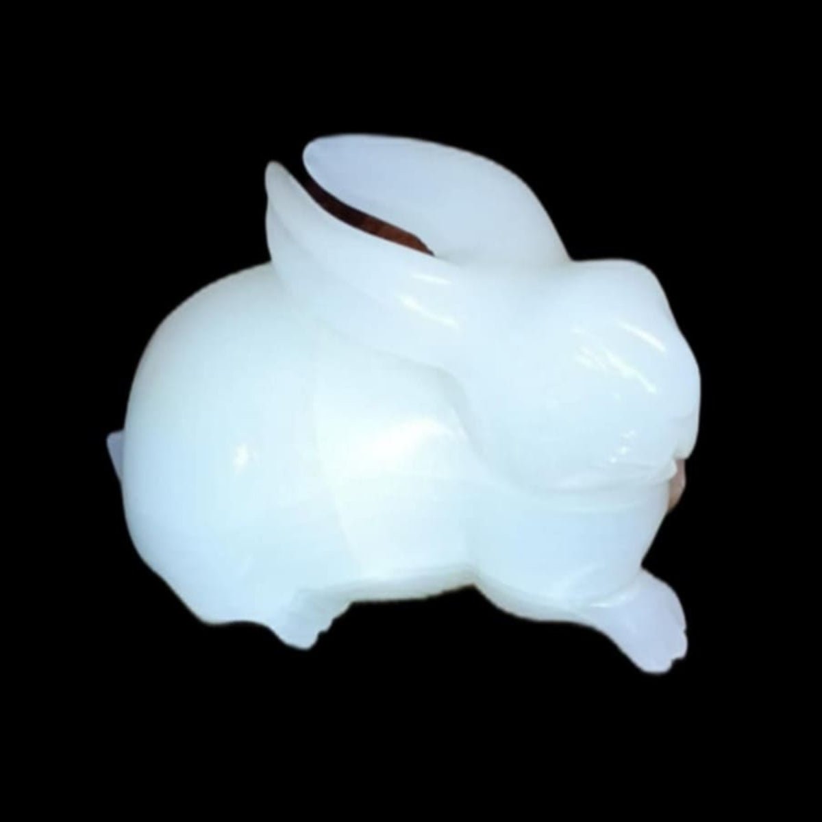 Moonlit Guardian: White Jade Rabbit Carving - CMP