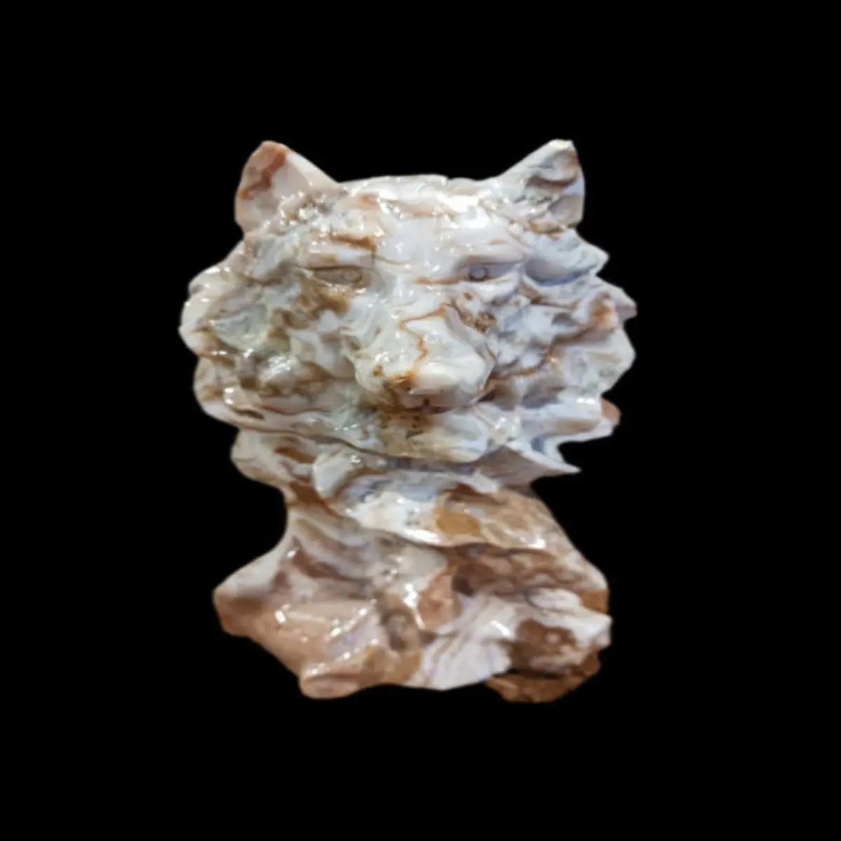 The Crimson Trailblazer: Wolf of Red Banded Calcite Carving - CMP